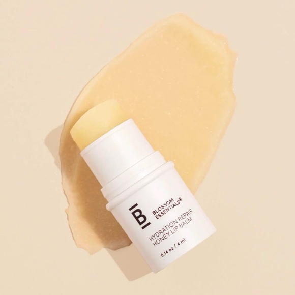 Blossom Essentials Hydration Repair Honey Lip Balm .14oz - Picture 3 of 3